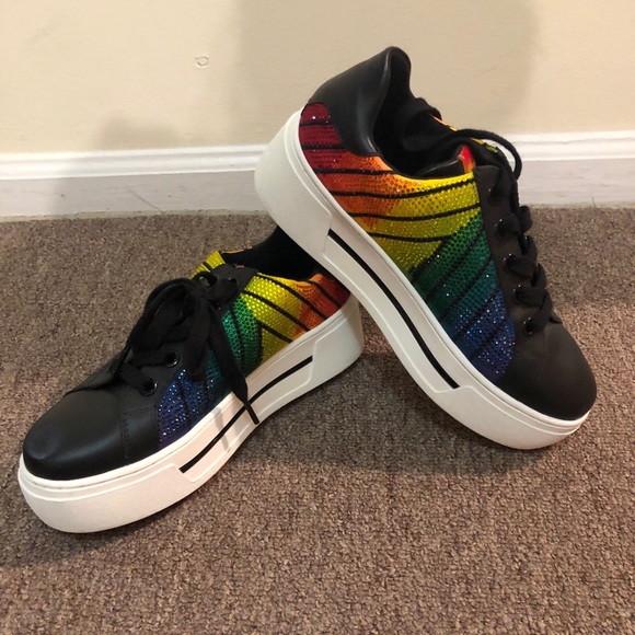 Michael Kors pride shoes - Picture 1 of 5